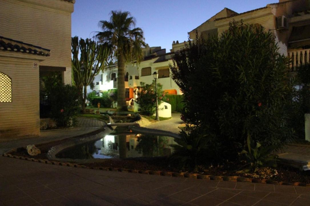 Bonita Casa En Urbanizacion Privada Muy Cerca Del Mar Y De Alicante Гран-Алакант Екстер'єр фото